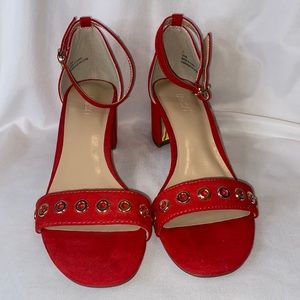 NWOT gorgeous red and gold heels